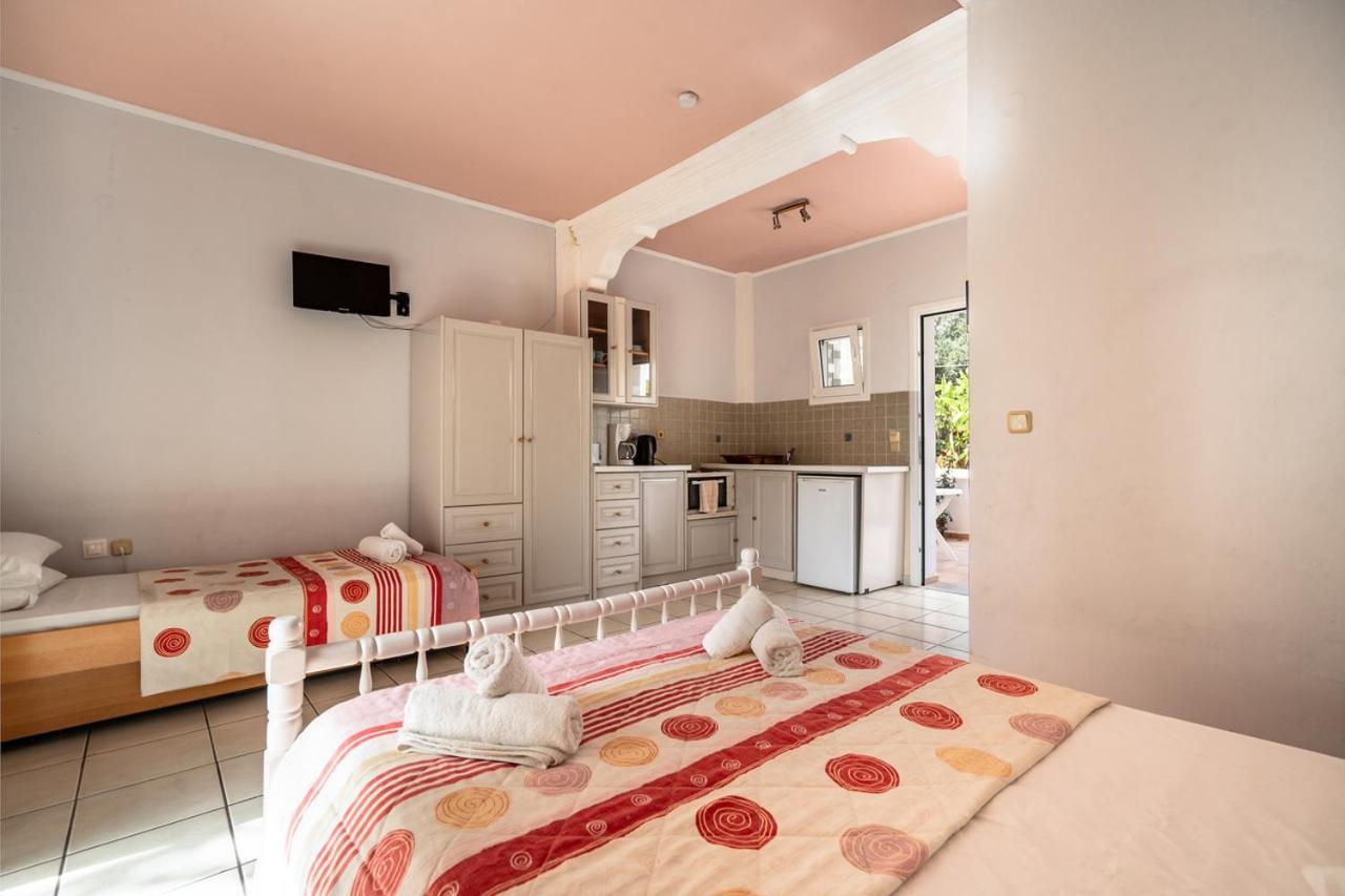 Helena Inn Kefalonia Island Ngoại thất bức ảnh
